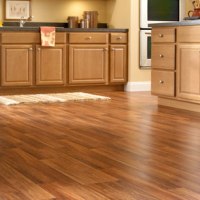 ht_InstallArmstrongSwiftlockLaminateFlooring_hero_image